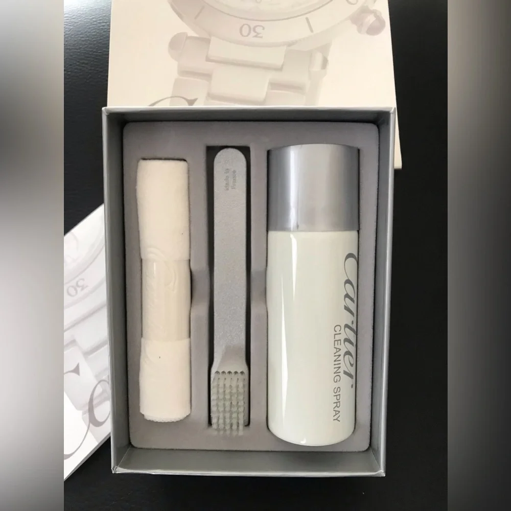 Cartier Cleaning Set - Picture 4 of 4